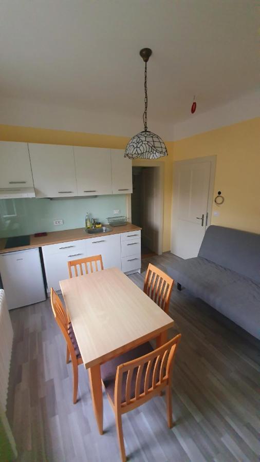 Apartamento Aparthouse Macek Liubliana Exterior foto