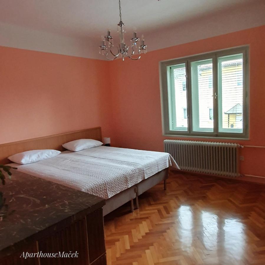Apartamento Aparthouse Macek Liubliana Exterior foto