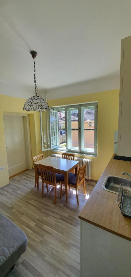 Apartamento Aparthouse Macek Liubliana Exterior foto